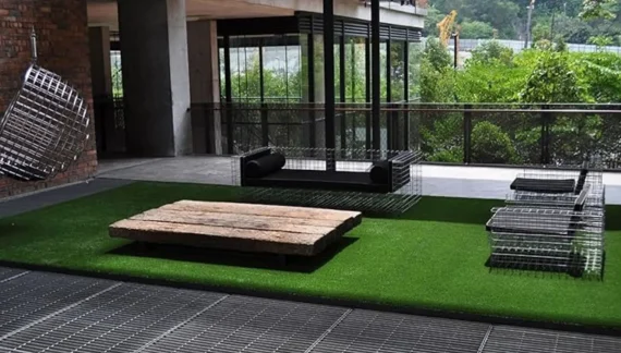 Artificial Grass in Retail Dallas