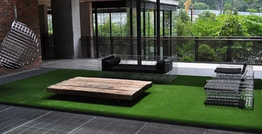 Artificial Grass in Retail Dallas